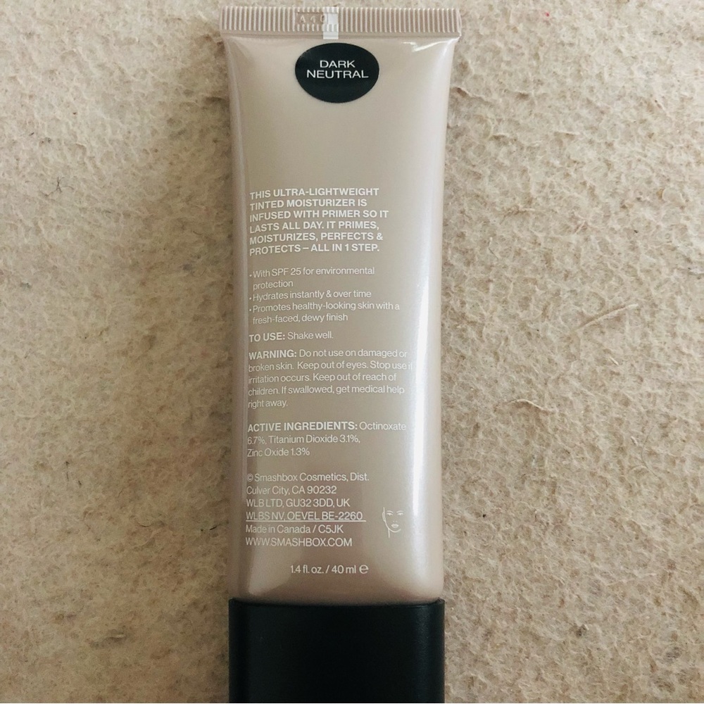 Smashbox Halo Tinted Moisturizer - Picture 9 of 9